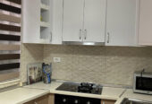 🏡 Jepet Apartament 1+1 me Qera te Ringu, Tiranë