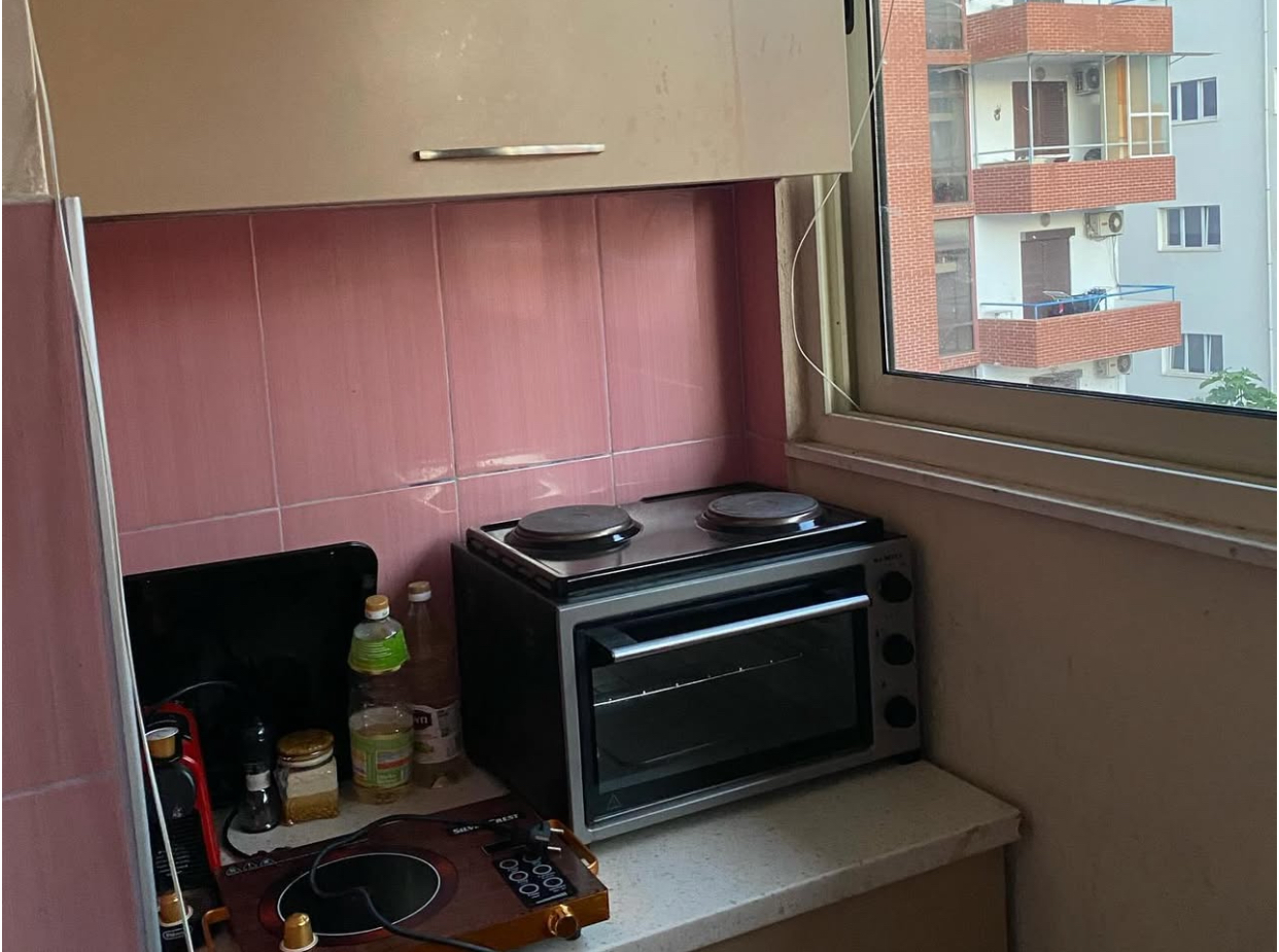 🏡 Jepet Apartament 1+1 me Qera te Ambasada Amerikane, Tiranë