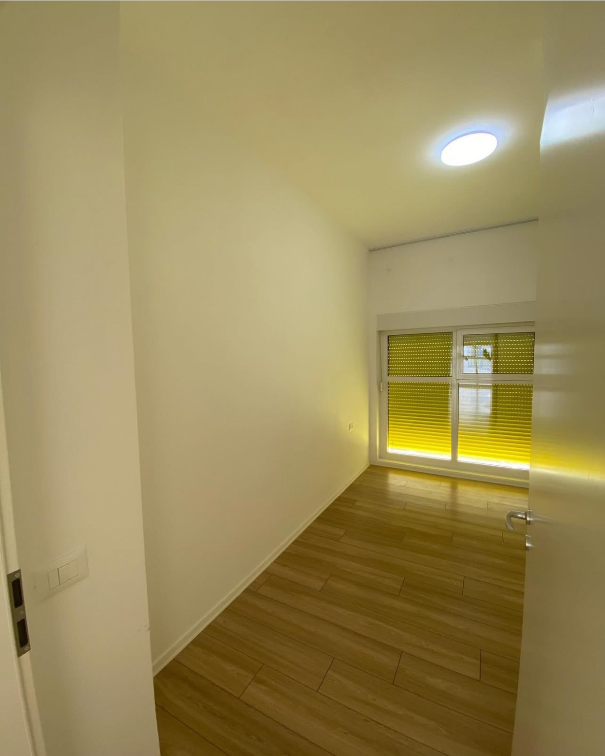 🏠 Jepet Apartament 2+1 me Qera mbi Fushën e Ali Demit, (Mangalem 21) Tiranë