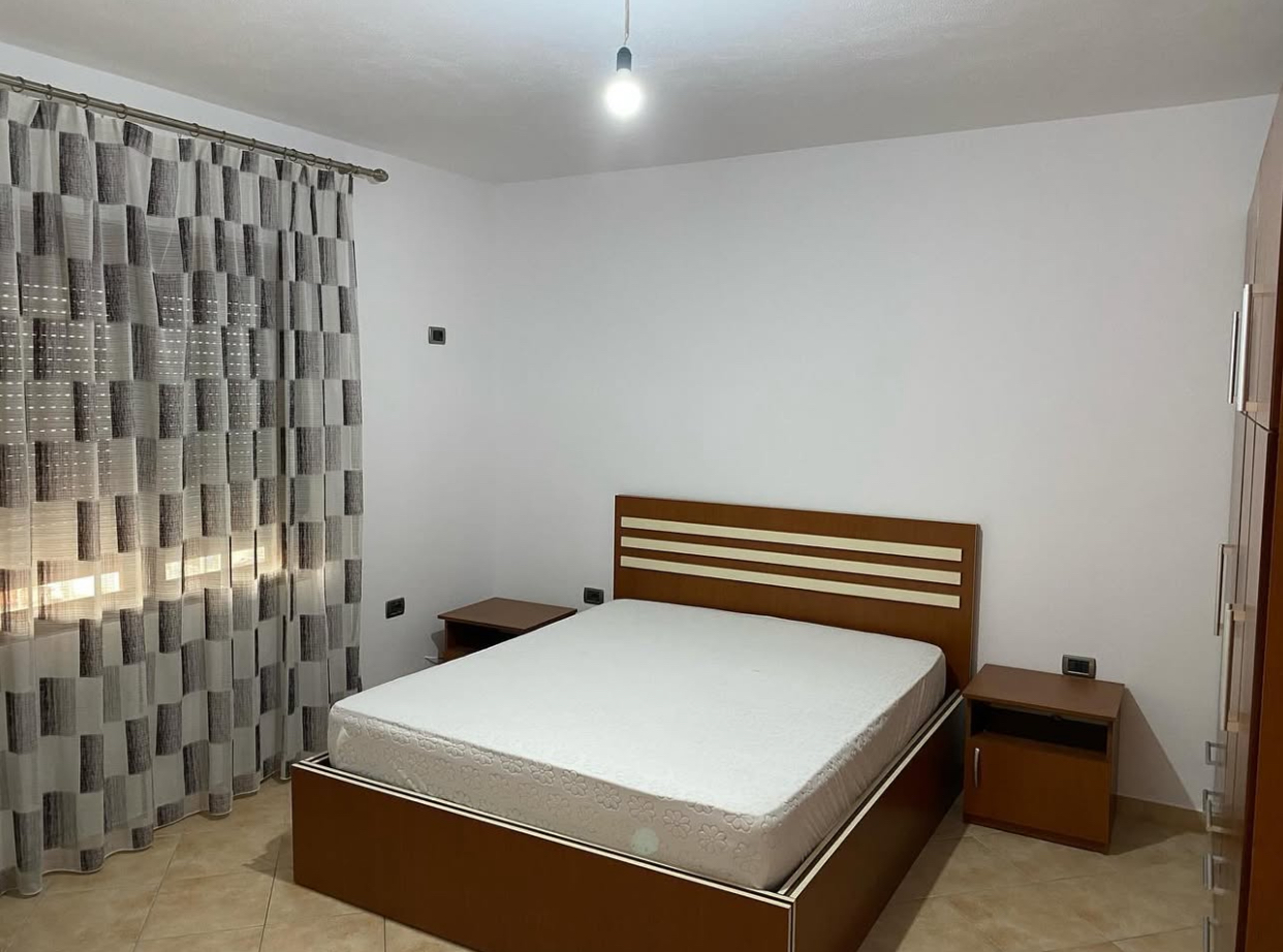 🏡 Jepet Apartament 1+1 me Qera mbi Ish Tregun Elektrik, Tiranë