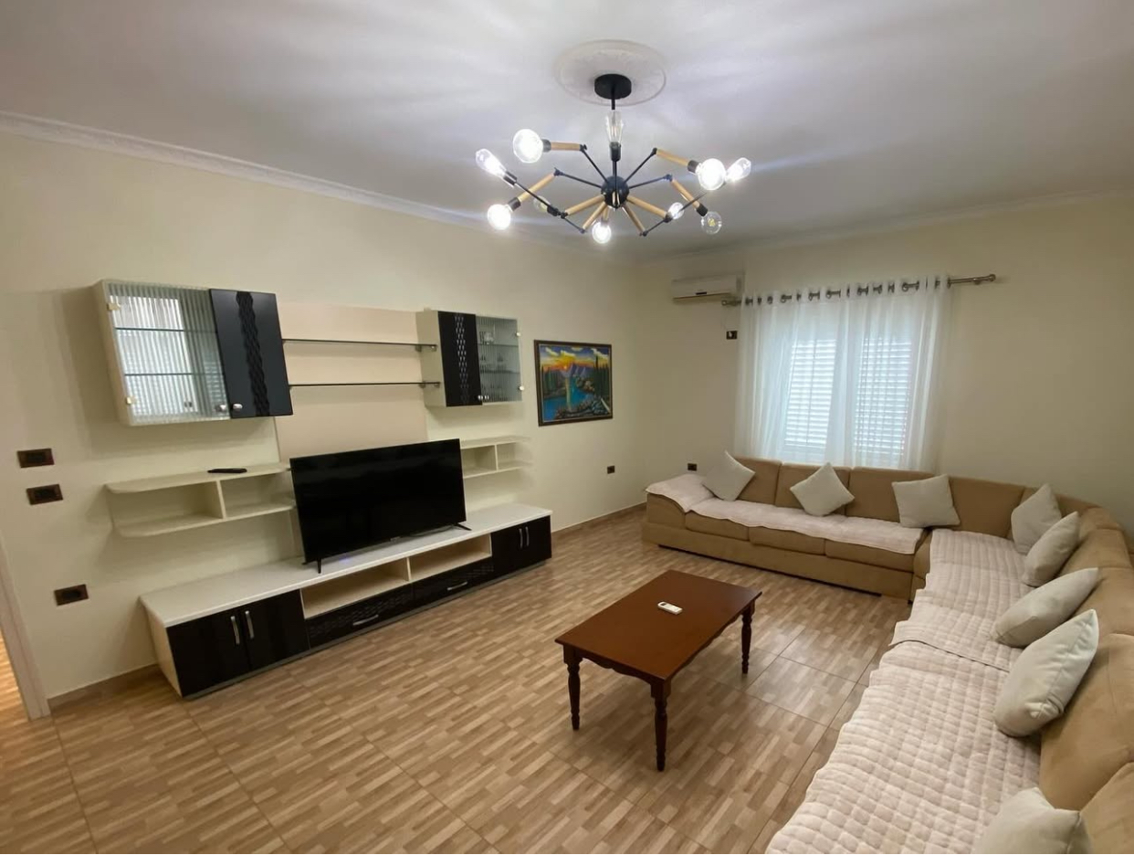 🏡 Jepet Apartament 2+1 te Kompleksi Grand, Ish-Tregu Elektrik, Tiranë