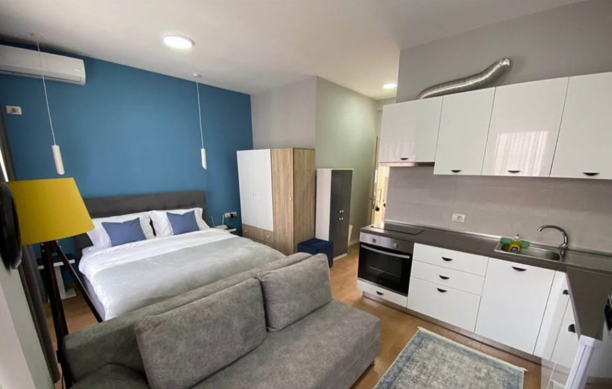 🏡 Jepet Garsioniere me Qera te Farmacia 10, Tiranë