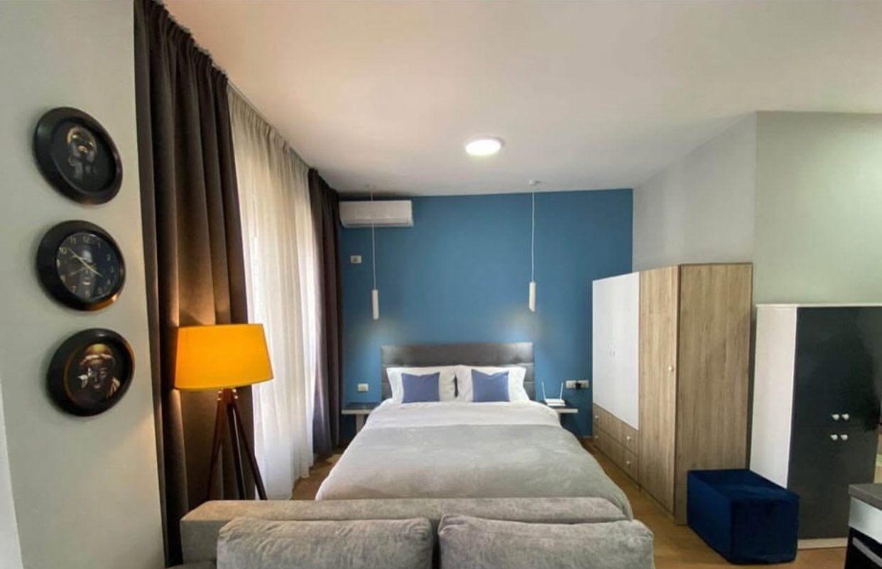 🏡 Jepet Garsioniere me Qera te Farmacia 10, Tiranë