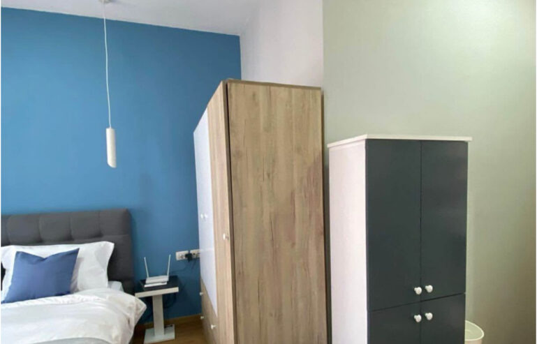 🏡 Jepet Garsioniere me Qera te Farmacia 10, Tiranë