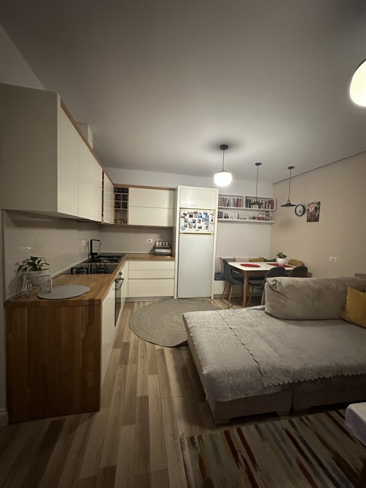 🏡 Shitet Apartament 2+1 në Fresk, Tiranë