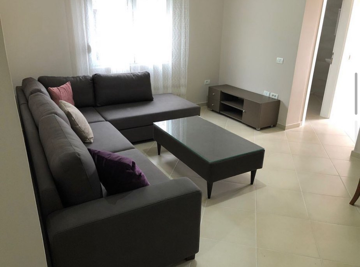🏡 Jepet me qira Apartament 1+1 përballë me UKT te Misto Mame, Tiranë