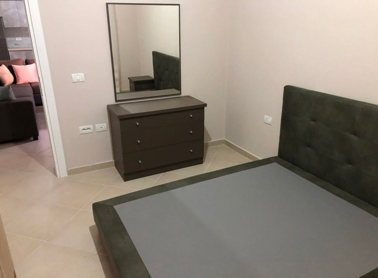 🏡 Jepet me qira Apartament 1+1 përballë me UKT te Misto Mame, Tiranë