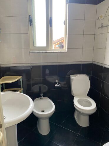 🏡 Jepet Apartament 1+1 me qira te Spitali Amerikan 1, Laprakë, Tiranë
