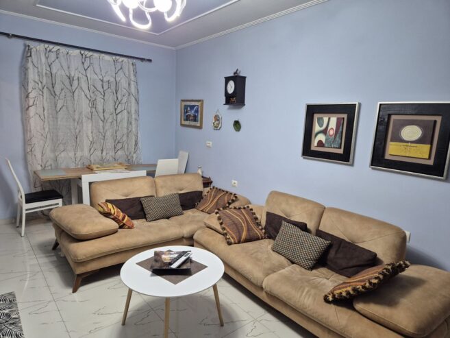 🏡 Jepet Apartament 1+1 me Qira mbi Ish-Tregun Elektrik, Tiranë