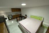 🏡 Jepet Garsioniere me Qera mbi Kompleksin Grand, Tiranë