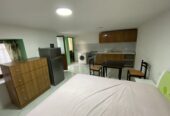 🏡 Jepet Garsioniere me Qera mbi Kompleksin Grand, Tiranë