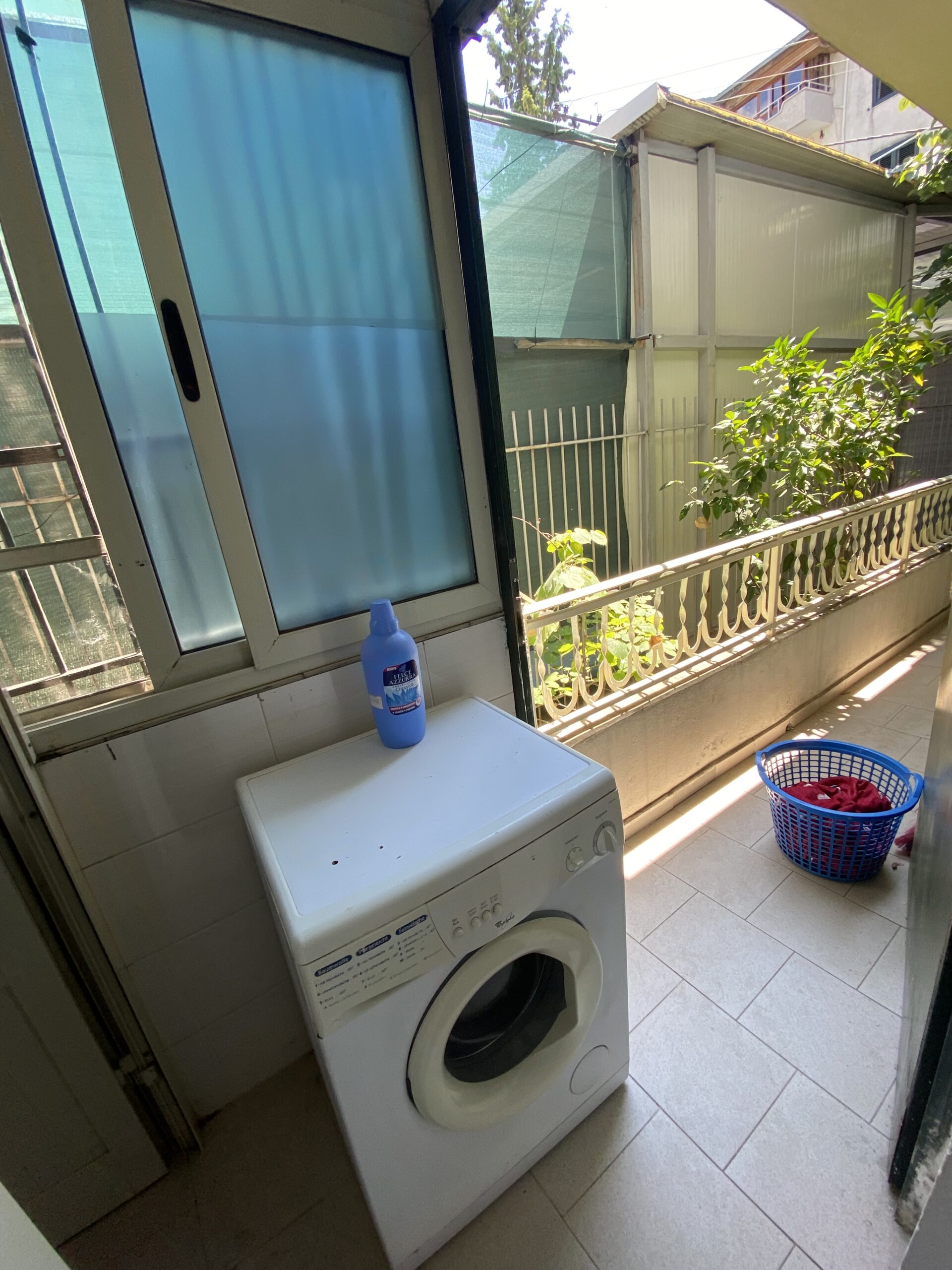 🏡 Jepet Shtëpi 1+1 me Qera te Qytet Studenti, Tiranë