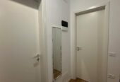 🏠 Jepet Apartament 1+1 me Qera mbi Fushën e Ali Demit, te Mangalem 21, Tiranë