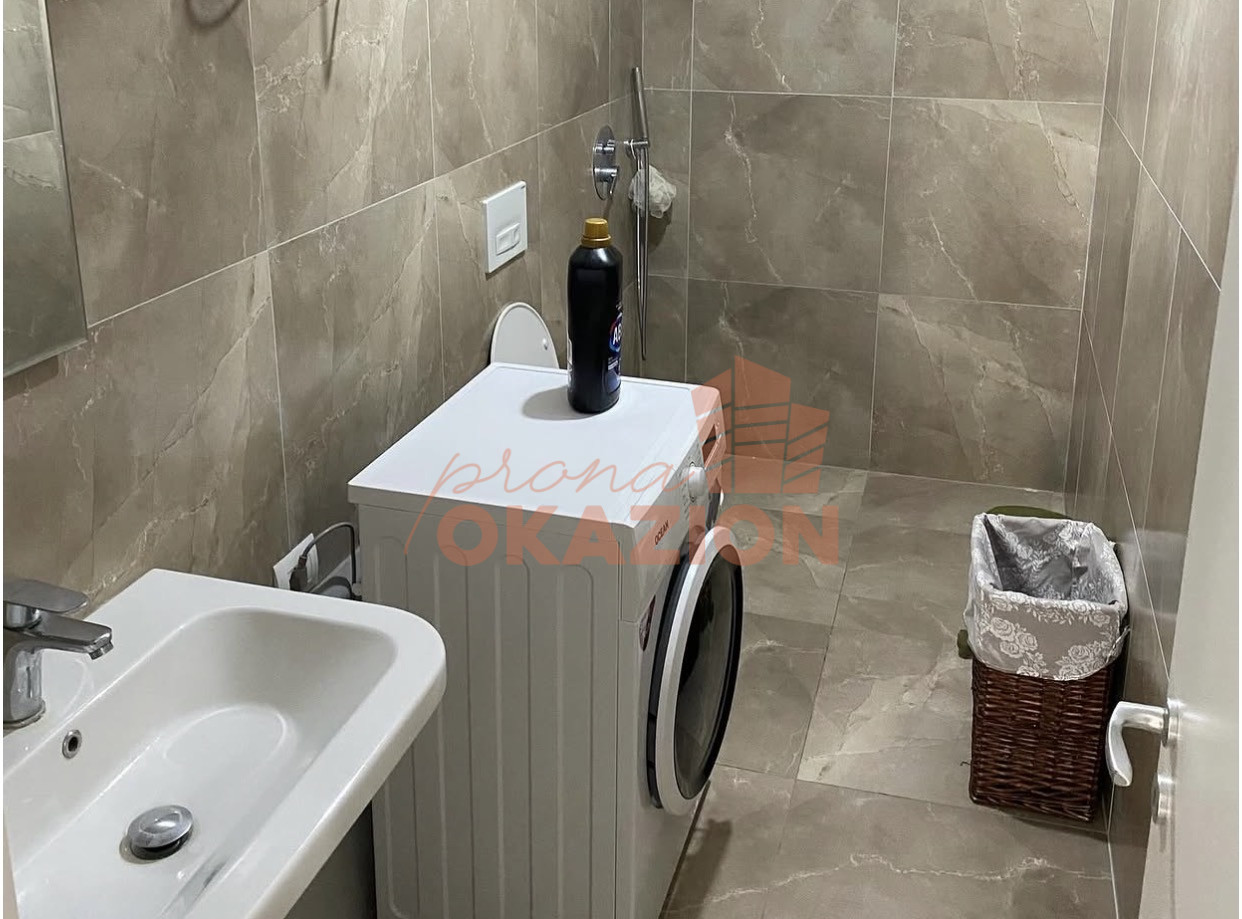 🏠 Jepët Apartament 1+1 me Qera mbi Fushën Ali Demit, Mangalem 21, Tiranë