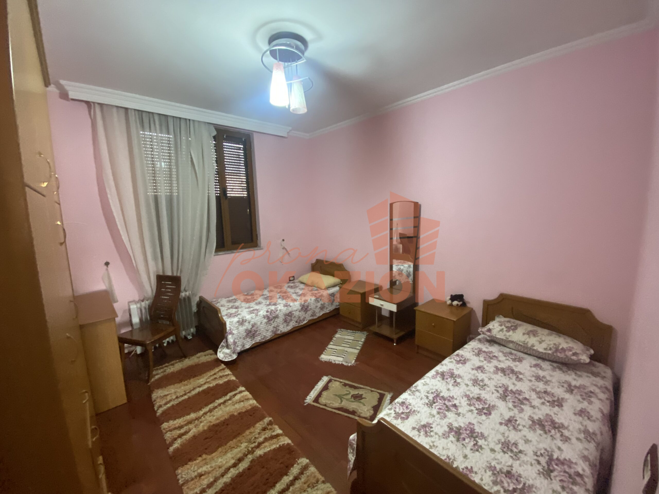 🏠 Jepet me qira apartament 1+1 në Xhamllik, Tiranë