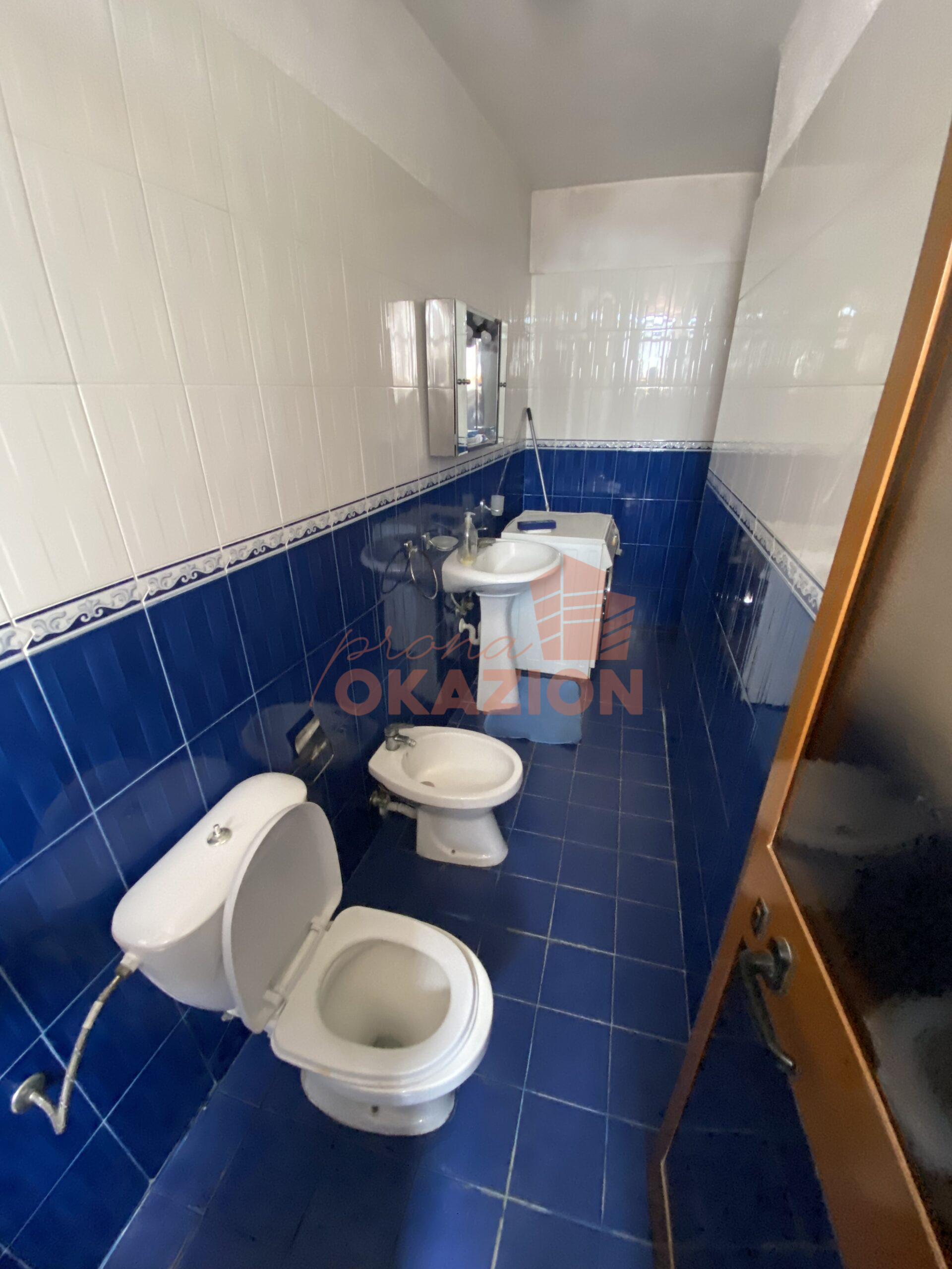 🏠 Jepet me qira apartament 1+1 në Xhamllik, Tiranë