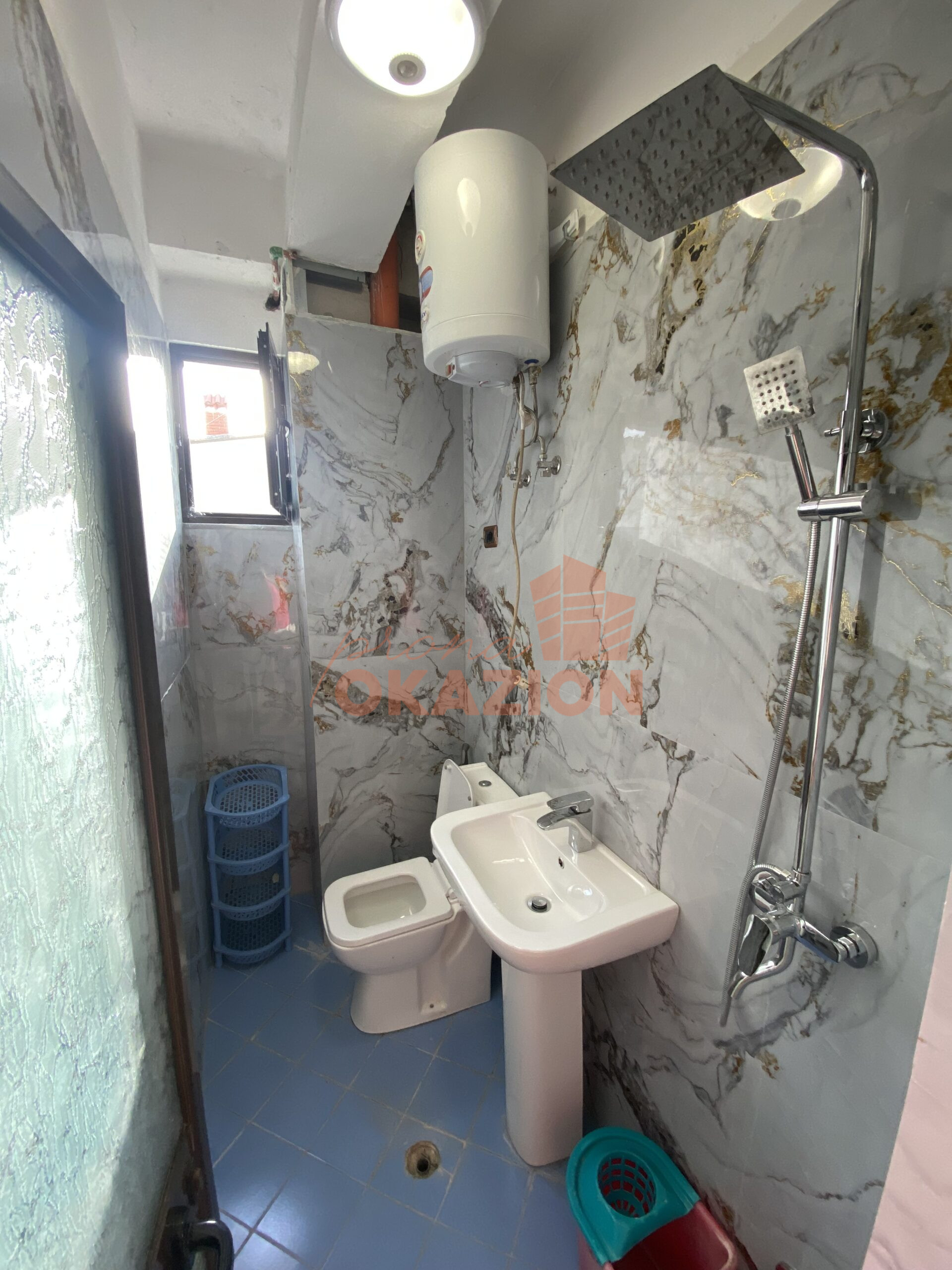 🏠 JEPET GARSONIERE ME QERA – QYTET STUDENTI